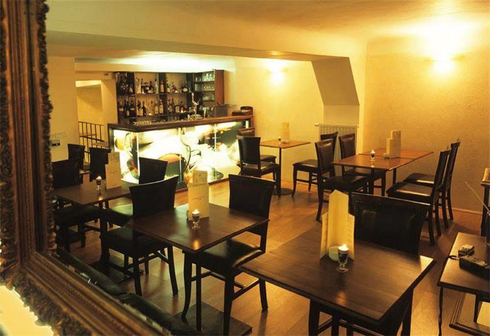 Hotel Rembrandt Old Town 3*